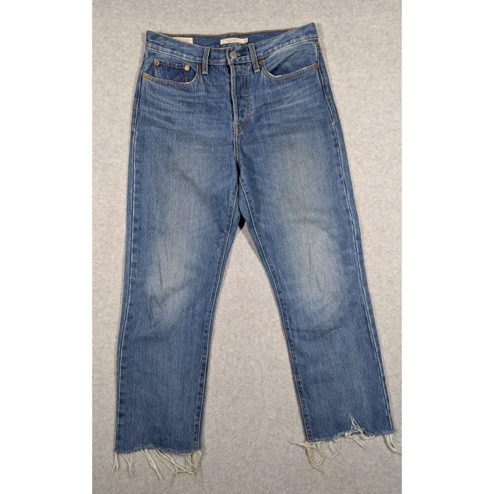 Levis Premium Women Jeans 28x26‎ Wedgie Straight Button Fly Raw Frayed Hems Y2k